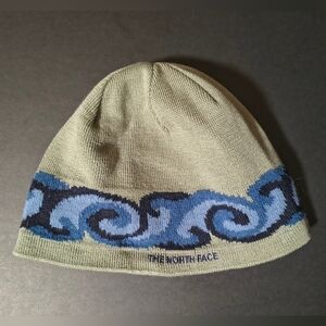The North Face Beanie with Blue Wave Pattern Youth